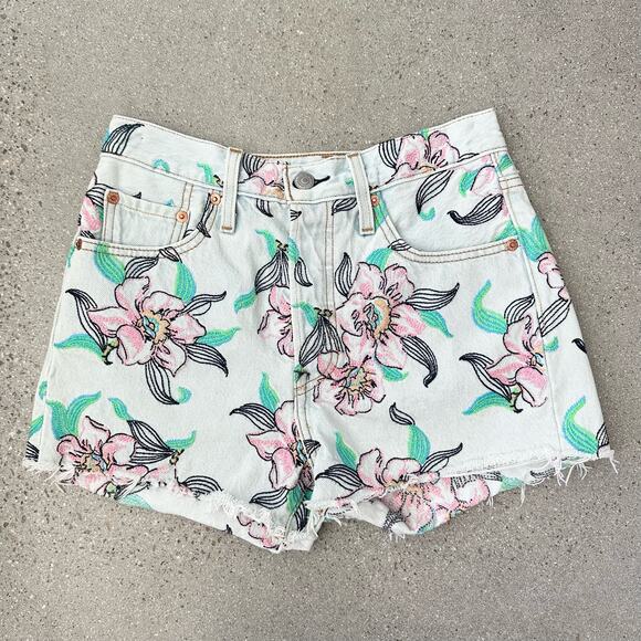 Levi's Premium 501 High Rise Hella Bloom Embroidered Floral Denim Shorts - Picture 1 of 9